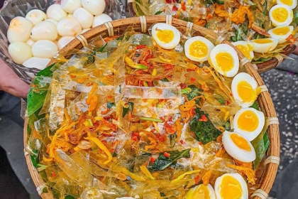 Mixed rice paper (Bánh tráng trộn)