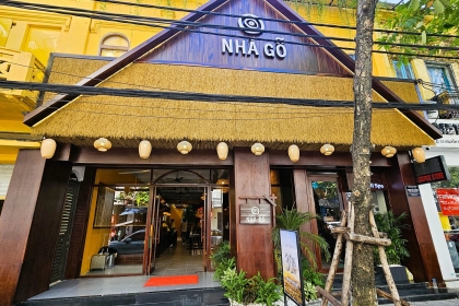 Nha Go Viet Restaurant Da Nang